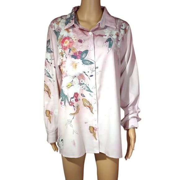 New without tag, pink, floral button down long sleeve blouse - Picture 2 of 8